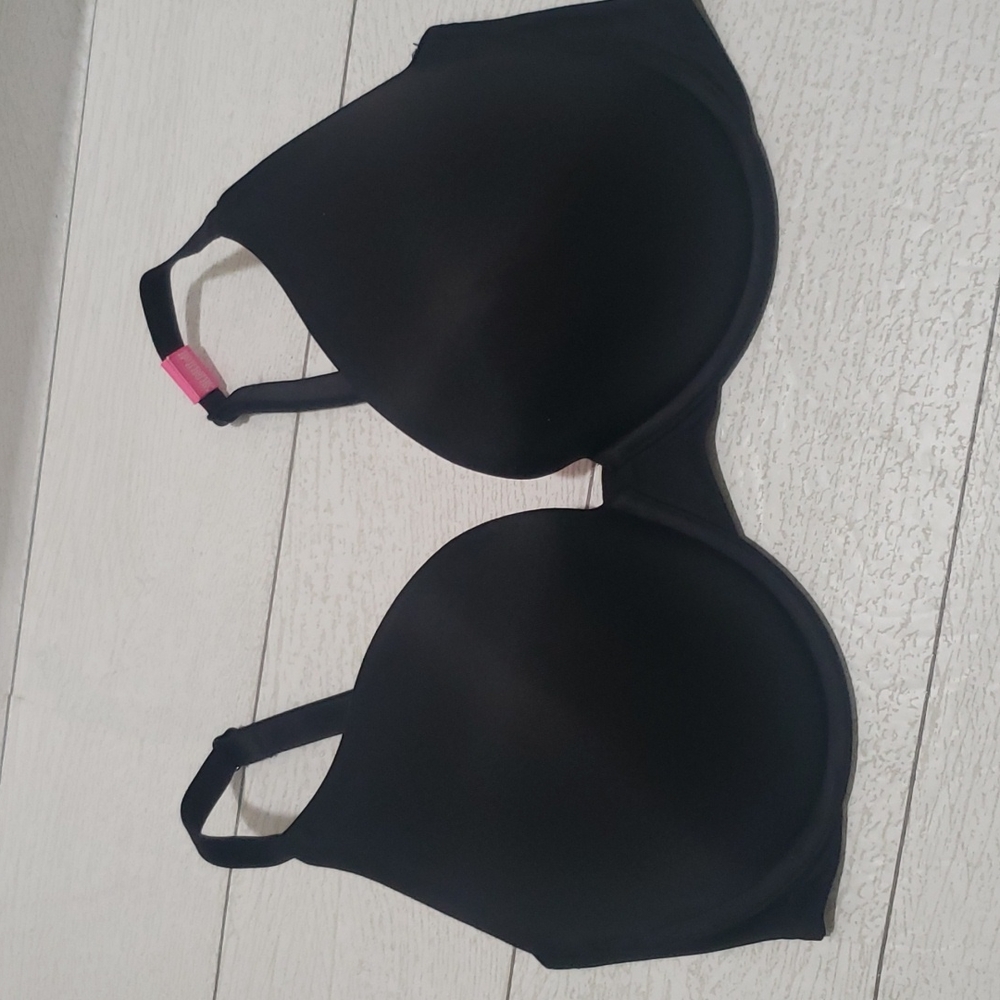 PINK Victoria's Secret Black Wear Everywhere Push up Bra